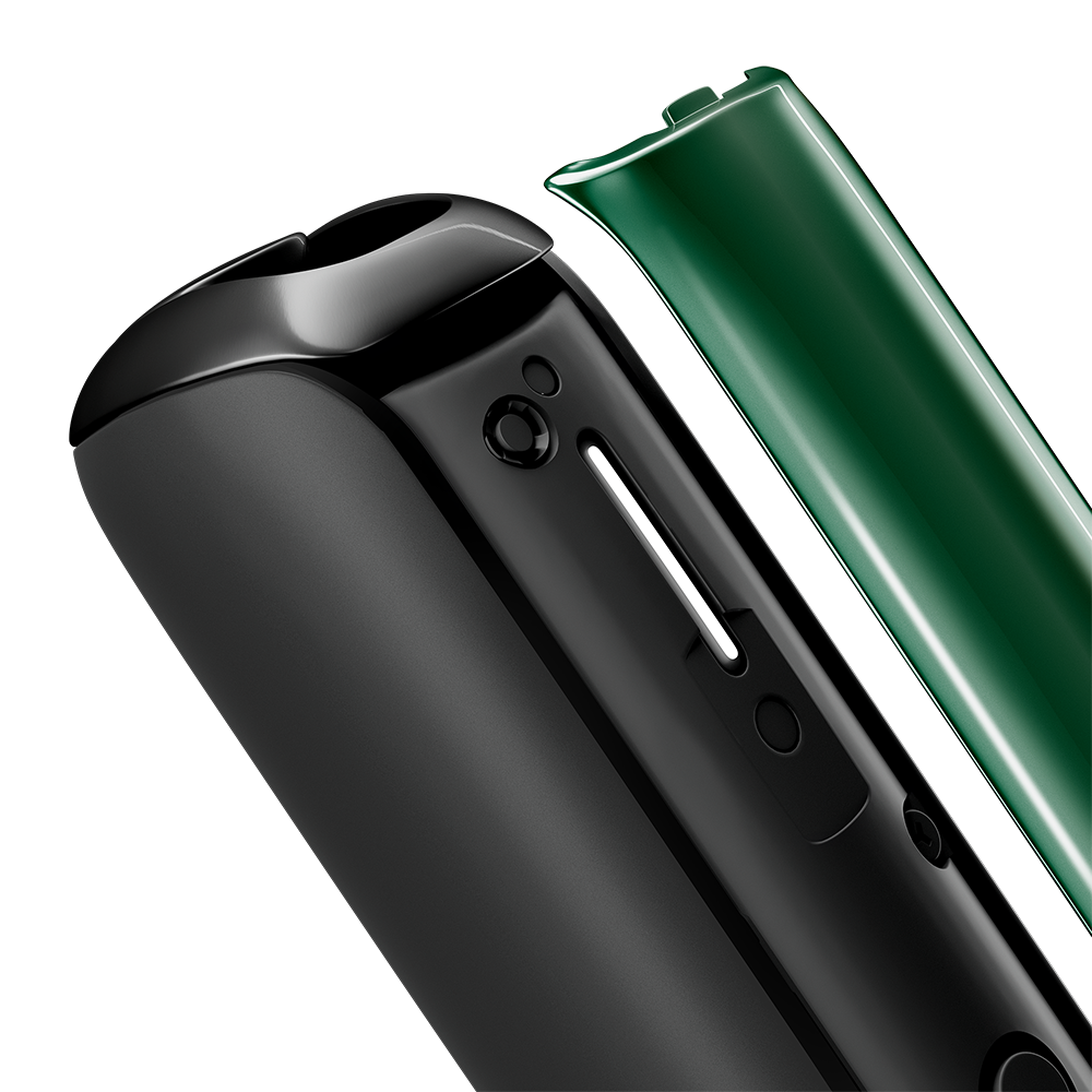 Κοντινό καλύμματος πρόσοψης Ploom AURA με απόσπαση από την συσκευή σε χρώμα Amazon Green
